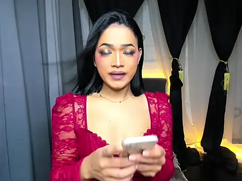 Snapshot of WenceSmith chatting on September 14, 6:18 pm WenceSmith online show from September 14, 6:18 pm