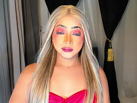 Snapshot of WenceSmith chatting on October 14, 1:45 pm WenceSmith online show from October 14, 1:45 pm