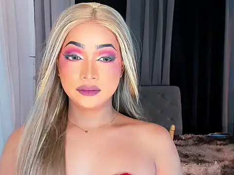 Snapshot of WenceSmith chatting on October 15, 10:26 am WenceSmith online show from October 15, 10:26 am