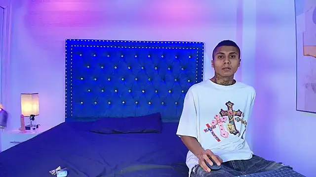 Damian and roxanne online show from March 6, 12:45 pm