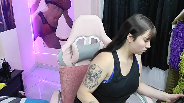 Zulema R1 online show from February 25, 1:15 am