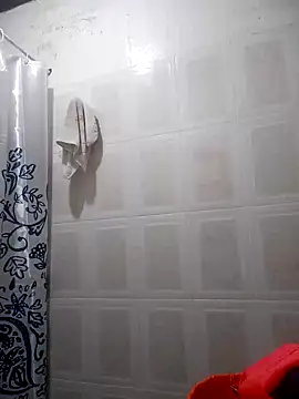 Snapshot of Zulema_R1 chatting on May 5, 9:01 pm Zulema R1 online show from May 5, 9:01 pm