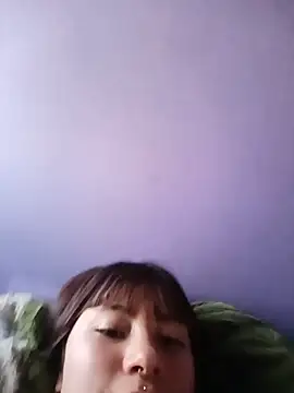 Snapshot of Zulema_R1 chatting on June 11, 10:41 pm Zulema R1 online show from June 11, 10:41 pm