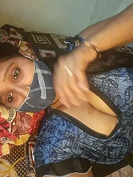 Snapshot of Minu_love chatting on May 9, 5:34 am Minu love online show from May 9, 5:34 am