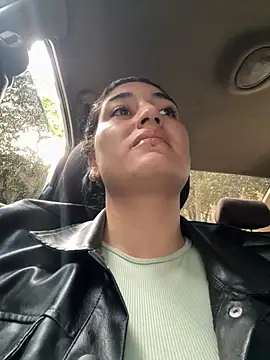 Scarlett 12 online show from October 18, 11:55 am