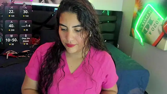 Snapshot of Sara_Bdsm_ chatting on May 23, 12:31 pm Sara Bdsm online show from May 23, 12:31 pm