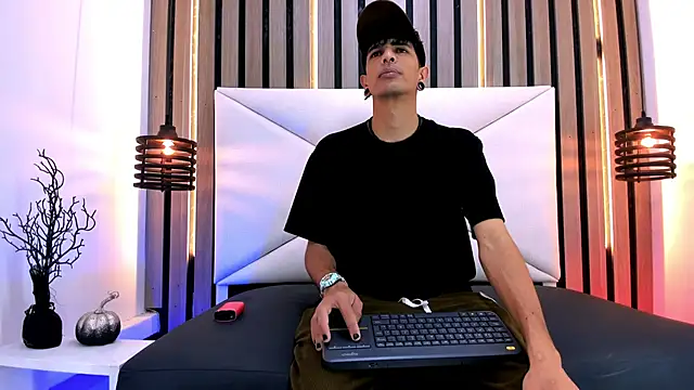 Franvill Trato online show from October 22, 6:40 pm