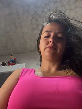 salo-rousee online show from June 4, 9:59 am