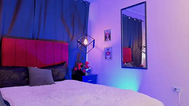 oliver mr  online show from September 11, 7:03 pm