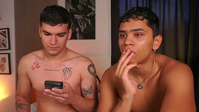 EROS AND ALAN online show from May 26, 11:12 pm