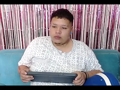 Yulian bigclit7 online show from December 3, 12:47 pm