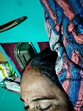 Pooja750 online show from November 3, 4:41 pm