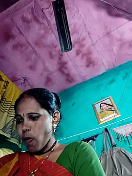 Pooja750 online show from January 13, 8:41 am