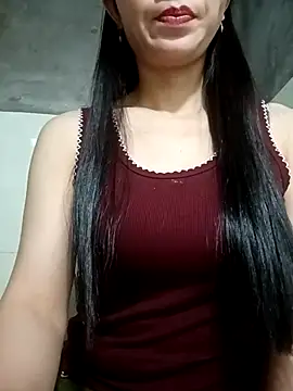 Snapshot of Vyvyy06 chatting on October 24, 11:12 pm Vyvyy06 online show from October 24, 11:12 pm