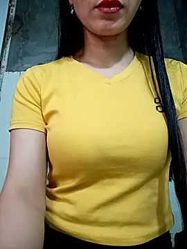 Snapshot of Vyvyy06 chatting on November 29, 12:57 am Vyvyy06 online show from November 29, 12:57 am