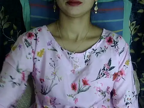 Snapshot of Rahat_S chatting on October 31, 2:45 am Rahat S online show from October 31, 2:45 am