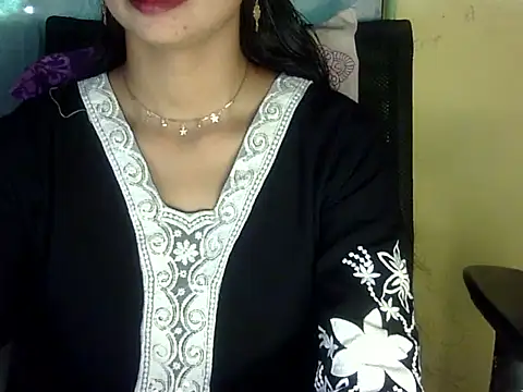 Snapshot of Rahat_S chatting on March 29, 6:13 am Rahat S online show from March 29, 6:13 am