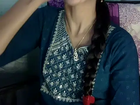 Snapshot of Rahat_S chatting on April 4, 6:33 am Rahat S online show from April 4, 6:33 am