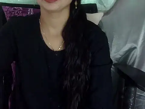 Snapshot of Rahat_S chatting on April 6, 8:26 am Rahat S online show from April 6, 8:26 am