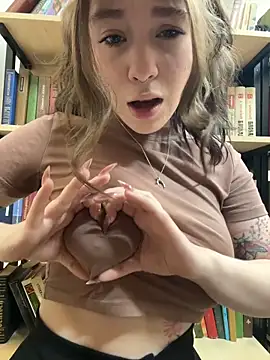 Mimiumuy online show from December 2, 6:14 pm