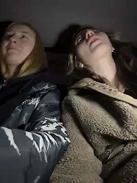 Mimiumuy online show from December 18, 4:02 pm