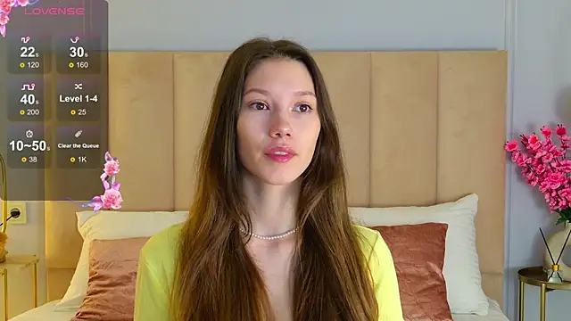 Snapshot of MaryNixon_ chatting on November 13, 5:06 am MaryNixon online show from November 13, 5:06 am