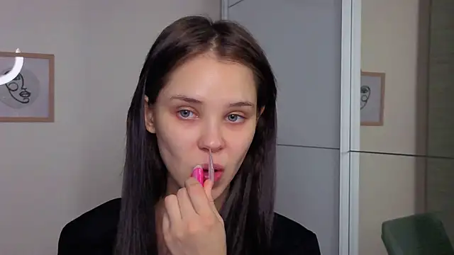 slyshypie online show from December 1, 1:16 pm