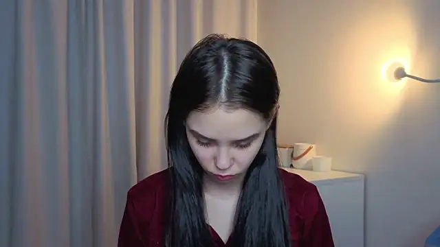 slyshypie online show from December 5, 1:31 pm