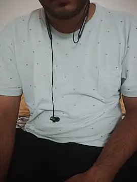 Snapshot of riyamore9623 chatting on November 23, 11:10 am riyamore9623 online show from November 23, 11:10 am