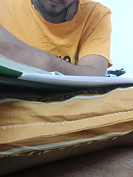 Snapshot of riyamore9623 chatting on February 23, 9:17 am riyamore9623 online show from February 23, 9:17 am