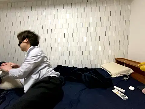 Snapshot of Arista_09 chatting on October 15, 12:27 pm Arista 09 online show from October 15, 12:27 pm