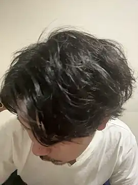 Snapshot of Arista_09 chatting on February 18, 7:26 am Arista 09 online show from February 18, 7:26 am