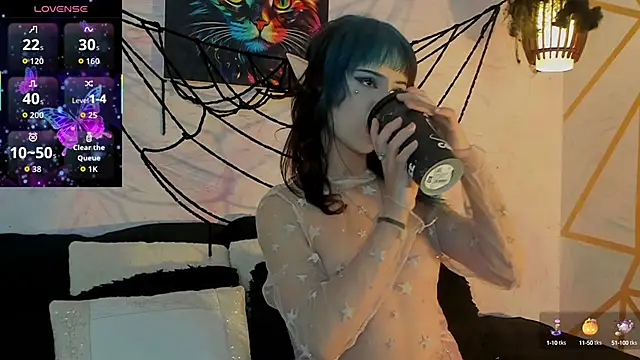 Snapshot of badfairy chatting on October 18, 2:25 am badfairy online show from October 18, 2:25 am