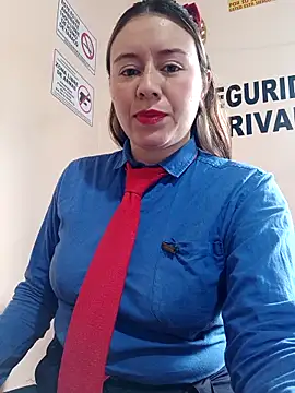 Hannah-colx online show from April 24, 4:31 pm
