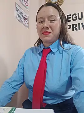 Snapshot of Hannah-colx chatting on June 4, 1:17 pm Hannah-colx online show from June 4, 1:17 pm