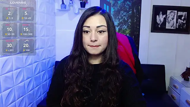 Snapshot of Eva_Roussell chatting on November 18, 3:38 pm Eva Roussell online show from November 18, 3:38 pm