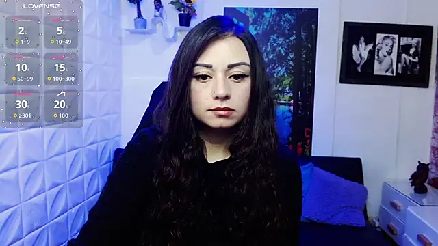 Snapshot of Eva_Roussell chatting on November 26, 2:40 pm Eva Roussell online show from November 26, 2:40 pm