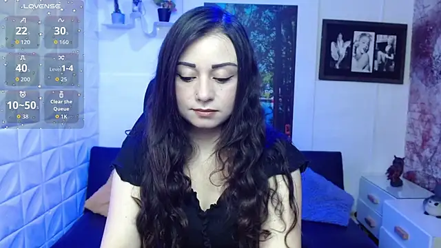 Snapshot of Eva_Roussell chatting on November 27, 2:19 pm Eva Roussell online show from November 27, 2:19 pm