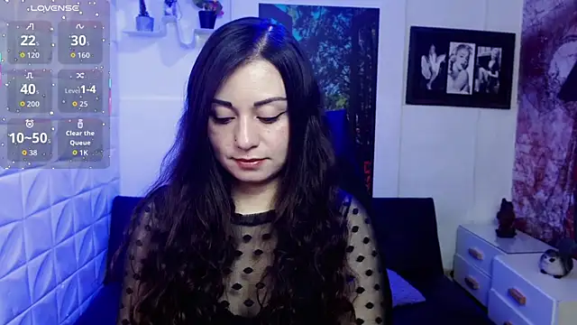 Snapshot of Eva_Roussell chatting on November 29, 2:42 pm Eva Roussell online show from November 29, 2:42 pm