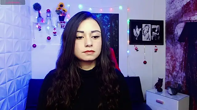 Snapshot of Eva_Roussell chatting on December 14, 2:33 pm Eva Roussell online show from December 14, 2:33 pm