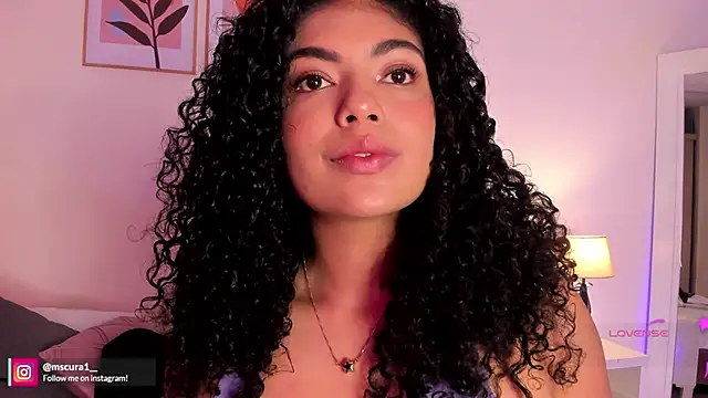 Snapshot of miss_curazao chatting on June 8, 12:05 pm miss curazao online show from June 8, 12:05 pm