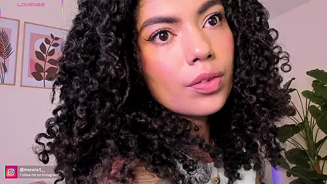 Snapshot of miss_curazao chatting on June 16, 12:41 pm miss curazao online show from June 16, 12:41 pm