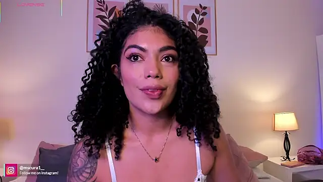 Snapshot of miss_curazao chatting on June 18, 1:26 pm miss curazao online show from June 18, 1:26 pm
