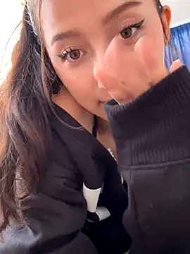 GiselleFever online show from December 21, 5:09 pm