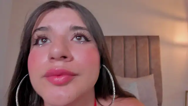 Snapshot of amber_colliiins chatting on May 23, 8:24 pm amber colliiins online show from May 23, 8:24 pm