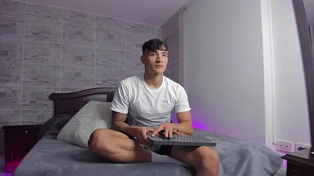 DavisFirb online show from October 10, 2:43 am