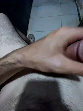 Snapshot of ElBoob2002 chatting on January 12, 8:14 pm ElBoob2002 online show from January 12, 8:14 pm