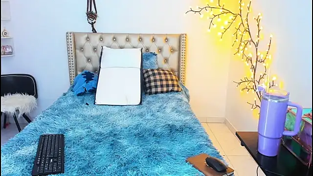 LenaStylesOA online show from September 21, 12:51 pm