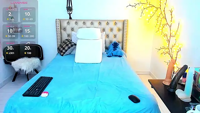 LenaStylesOA online show from November 2, 12:51 pm