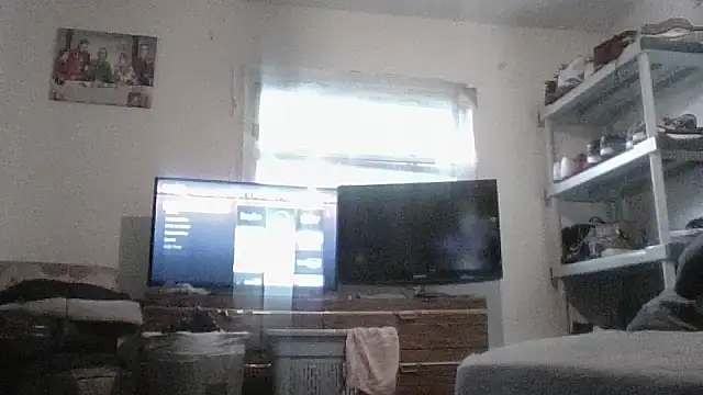 Snapshot of SucculentSexiness0 chatting on May 29, 12:03 pm SucculentSexiness0 online show from May 29, 12:03 pm
